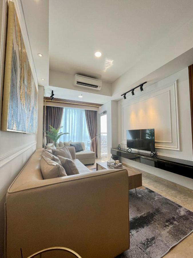 Insta-worthy Staycation At 2br Luxury - Podomoro Empire Tower